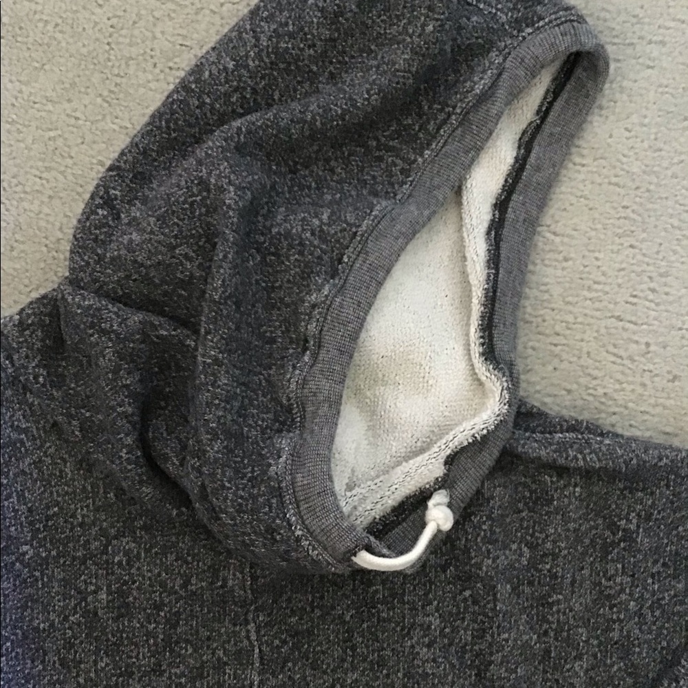 ⛄️ TNA hooded soft, cozy loose cowl-neck sweatshirt - Picture 5 of 10